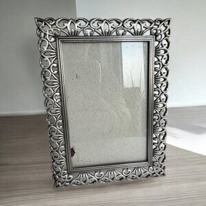 Silvertone Metal Picture Photo Frame Metal Pewter by Sixtrees 4 x 6 inches photo